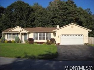 8964 Lakeview Dr, Rome, NY 13440