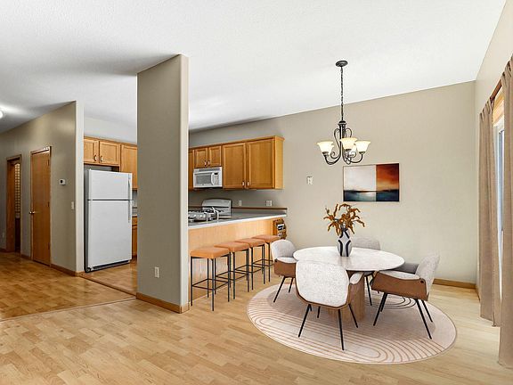 2nd image of 4826 Bluff Heights Trl SE