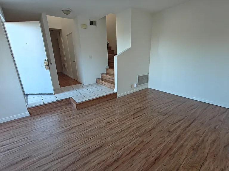 3619 Armour Ave #1 — Photo 4