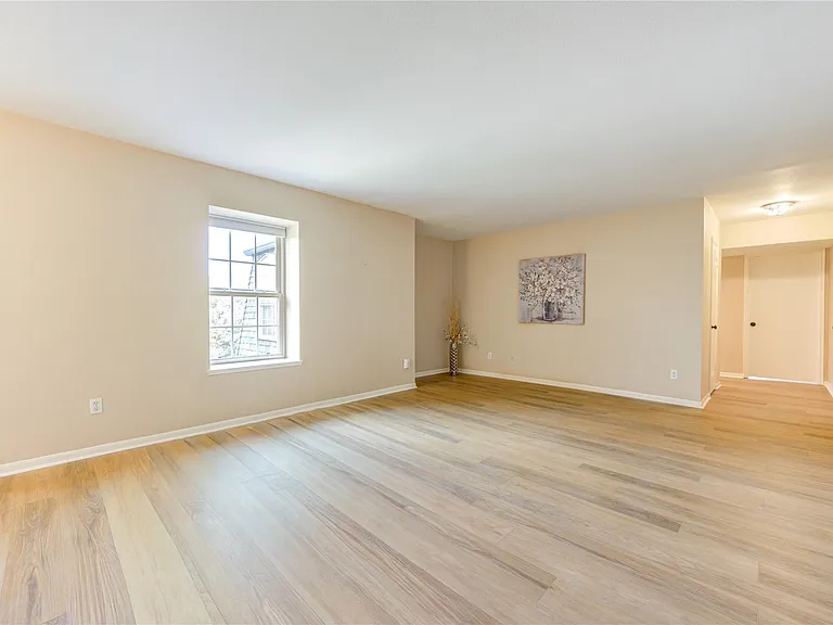 351 N Post Oak Ln #805 — Photo 5