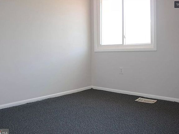 4th image of 13326 Schwenger Pl