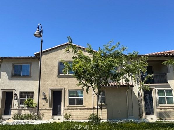 361 Sunrise Ln, Stanton, CA 90680