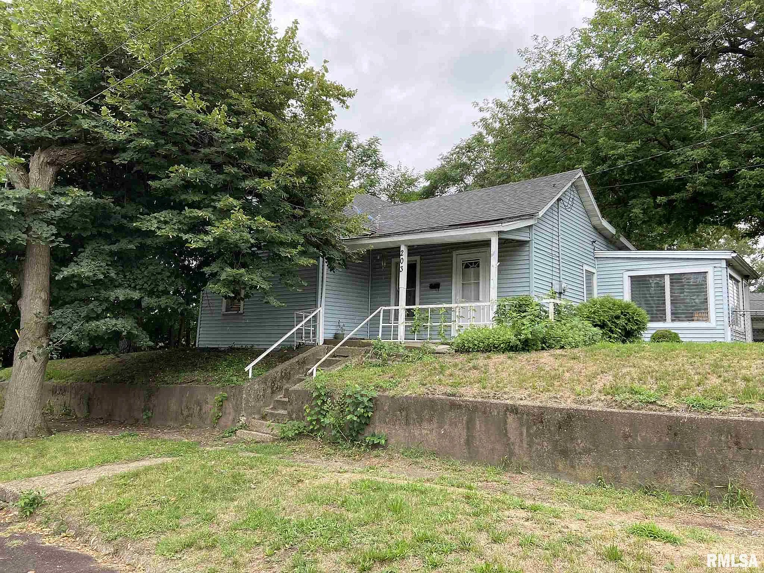 203 N 12th St photo 1