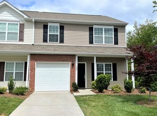 100 Manhattan Ave, Greensboro, NC 27407