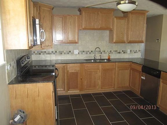 4th image of 5324 Rockport Ave