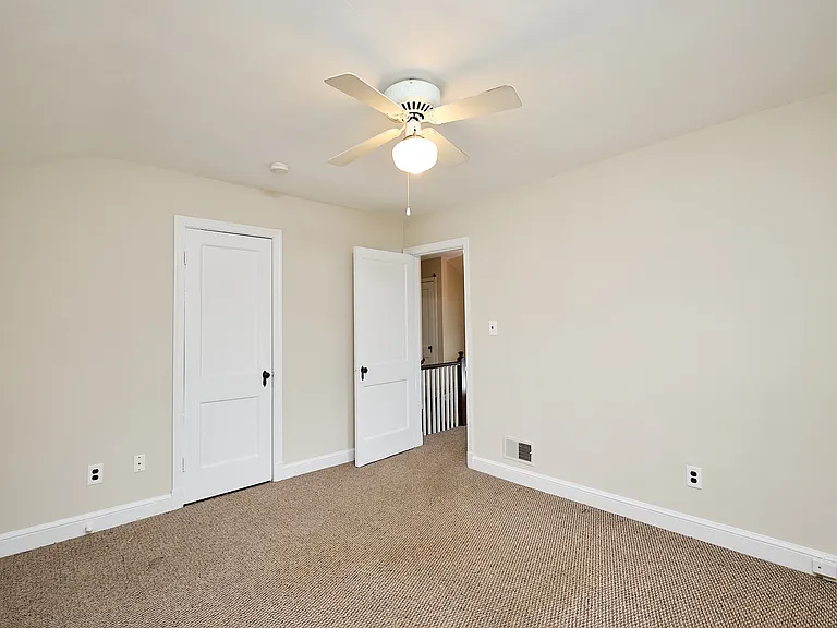 3617 28th St NE — Photo 23