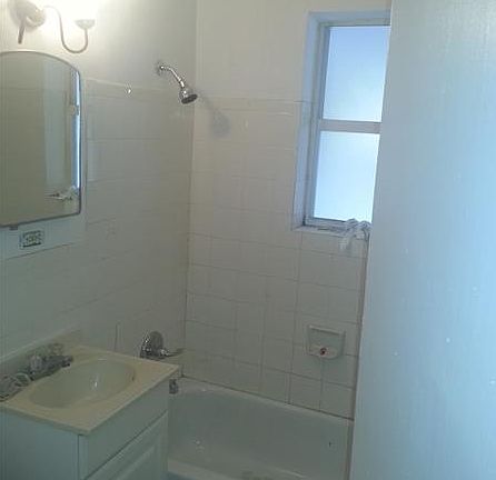 5th image of 1895 NE 53rd Ct