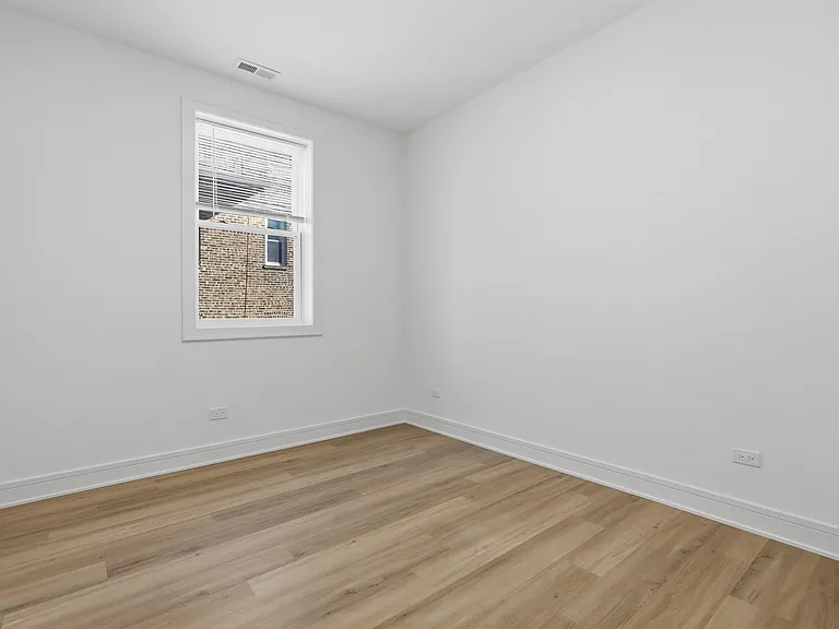 4841 S Prairie Ave #1 — Photo 20