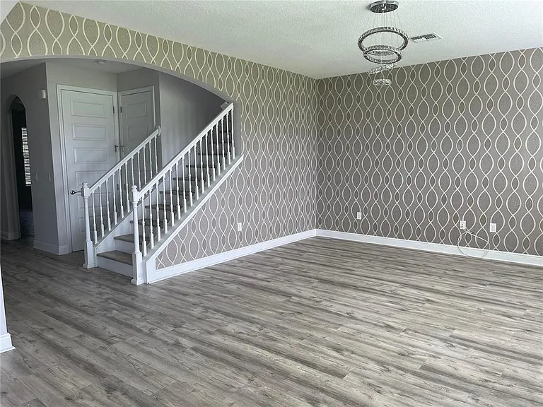 10194 Atwater Bay Dr — Photo 3
