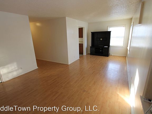 2nd image of 1001 N Tillotson Ave #9307959