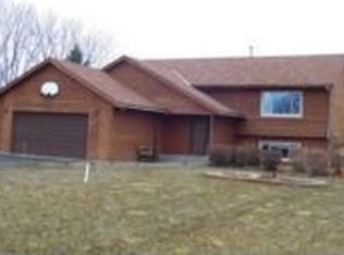 1610 Case Ln, Saint Cloud, MN 56303