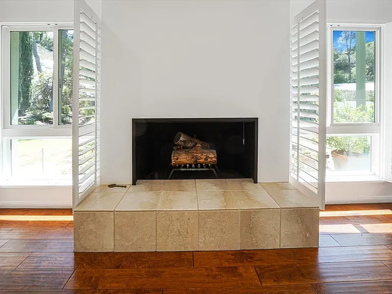 22903 De Kalb Dr — Photo 42