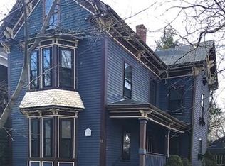 10 Hathorne Pl, Salem, MA 01970