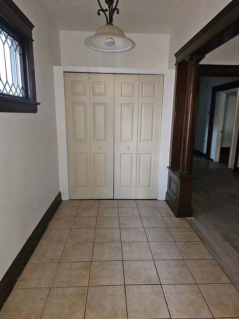 3419 Woodbridge Ave — Photo 3