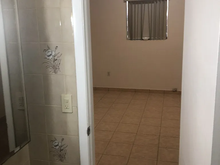 2810 SW 120th Rd #2 — Photo 9