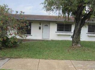 10041 SW 165th Ter, Miami, FL 33157