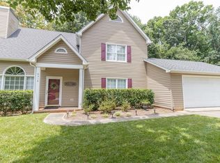 6318 Cardinal Wood Dr, Greensboro, NC 27410