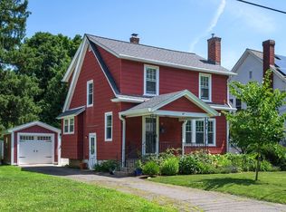 5 Saint James Ave, Easthampton, MA 01027