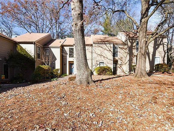 3rd image of 225 J Village Ln