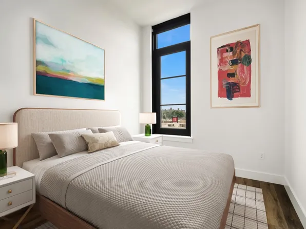 34-35 44th Street image 4 of 44