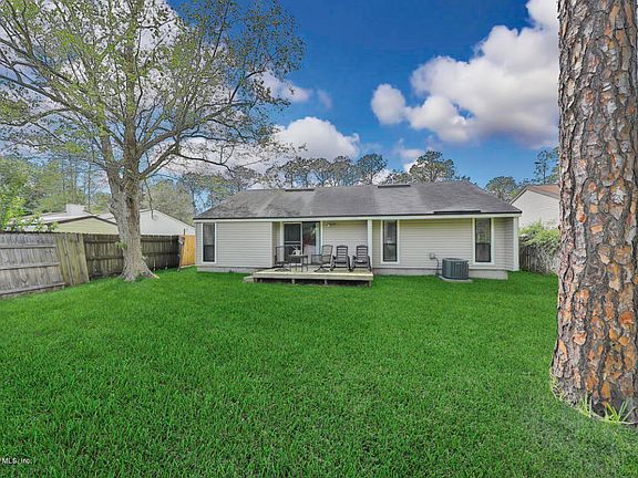 4th image of 10339 Arrowhead Dr