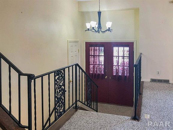 4th image of 5906 N Old Orchard Dr
