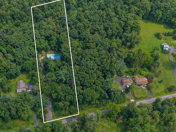 4th image of 361 Curtin Narrows Rd