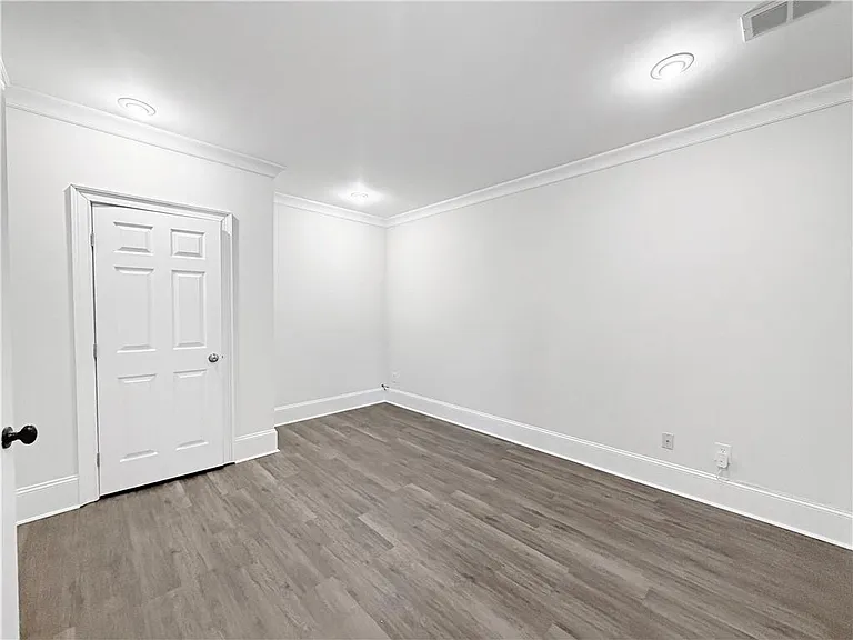 3239 Claudia Ct — Photo 32
