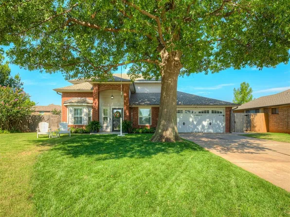 505 Blue Ridge Dr, Edmond, OK 73003