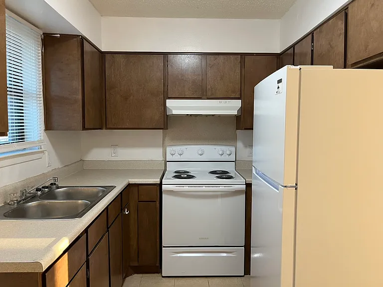 2921 John F Kennedy Dr — Photo 9