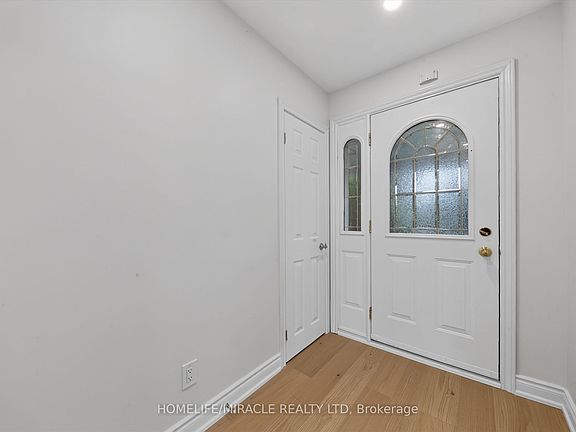 5th image of 18 Elderfield Cres