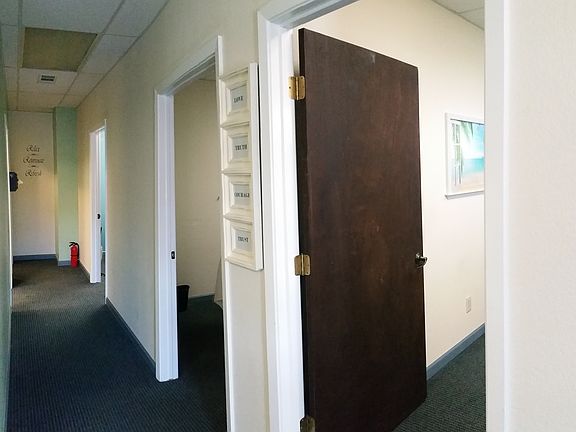 4th image of 1104 W Pioneer Pkwy Suite 200