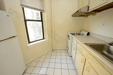 Rented by Genik Group Corp