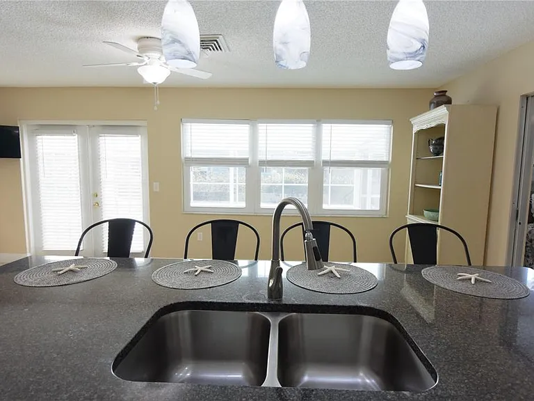 170 Argus Rd — Photo 11