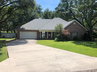 102 Young Oak Dr, Lafayette, LA 70507