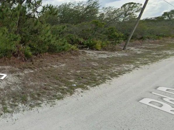 232 Roadrunner Ave, Sebring, FL 33870