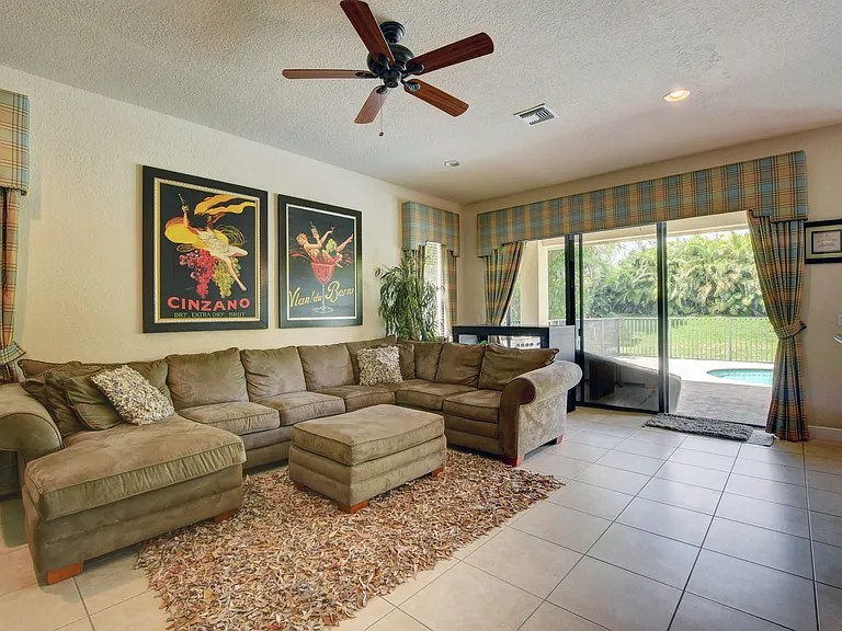 3424 Collonade Dr — Photo 8