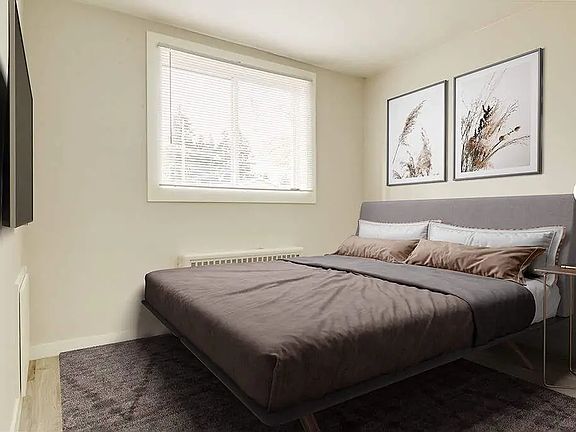 3rd image of 11255 117th St NW #11