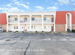 955 Kennely Rd #J-162, Saginaw, MI 48609