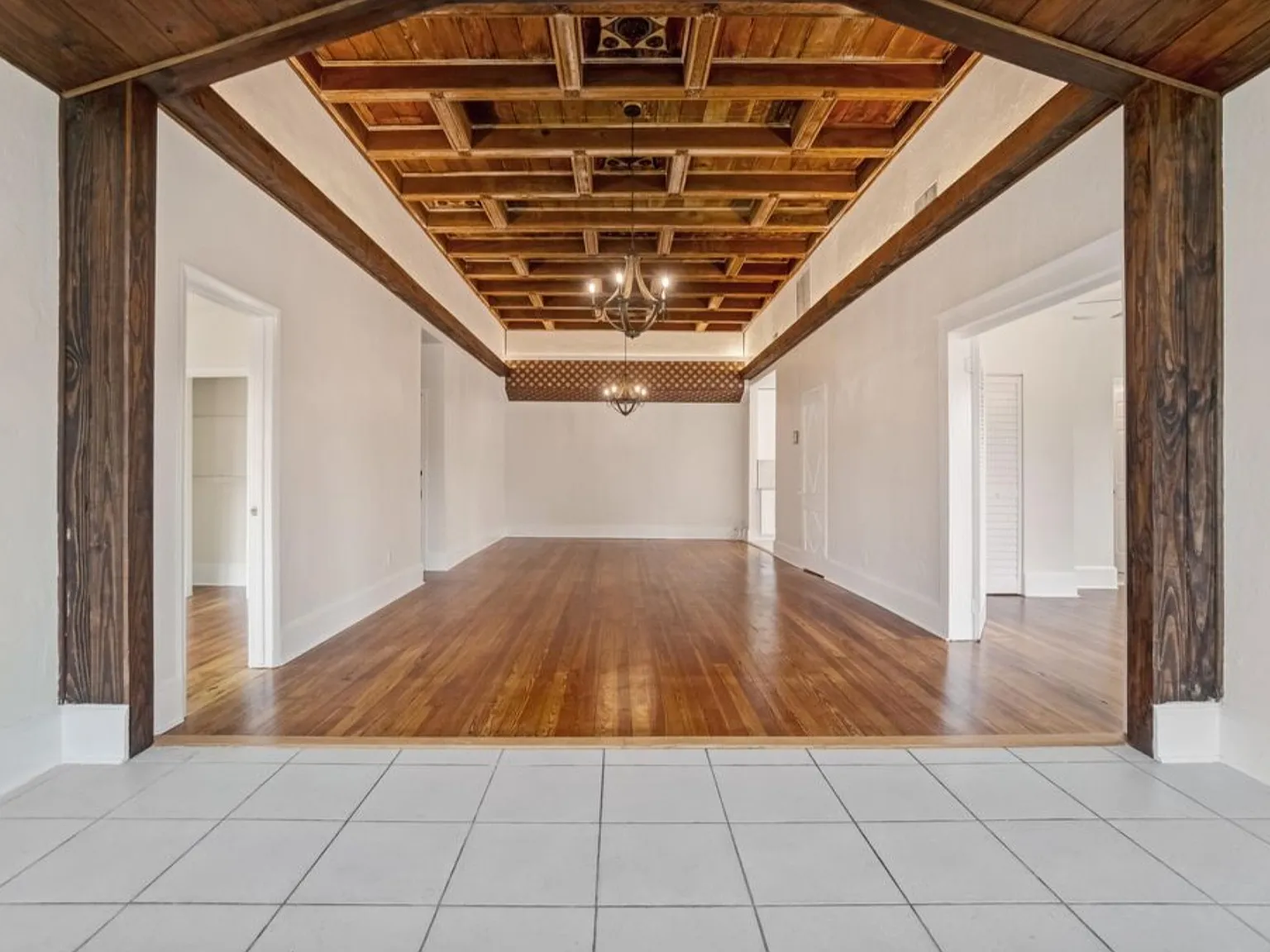 517 Sunrise Ct — Photo 2