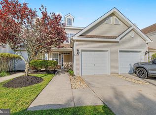 606 London Ct #II, Egg Harbor Township, NJ 08234