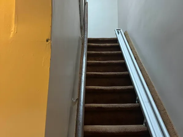 863 East 49th Street image 12 of 33