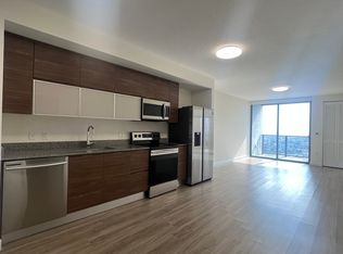 529 NE 1st Ave #B, Miami, FL 33132