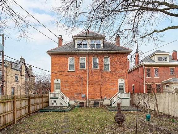 3rd image of 239-241 W 1st Ave