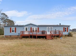 834 Canady Rd, Parkton, NC 28371