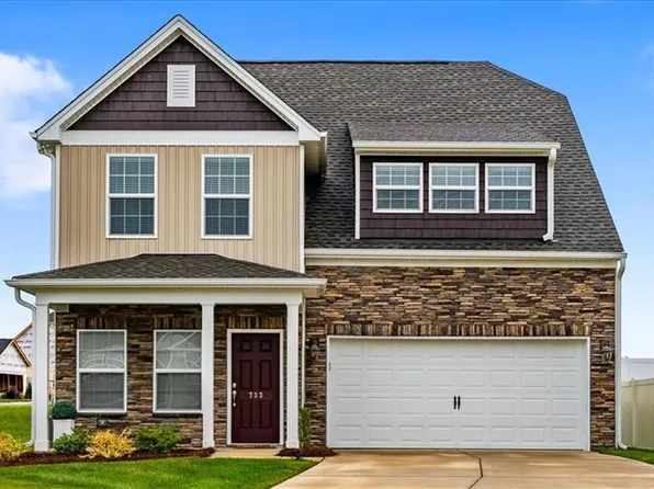 733 Palomino Mustang Dr #686, Whitsett, NC 27377