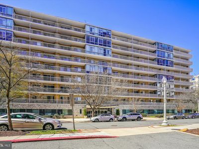 730 24th St NW APT 412, Washington, DC, 20037
