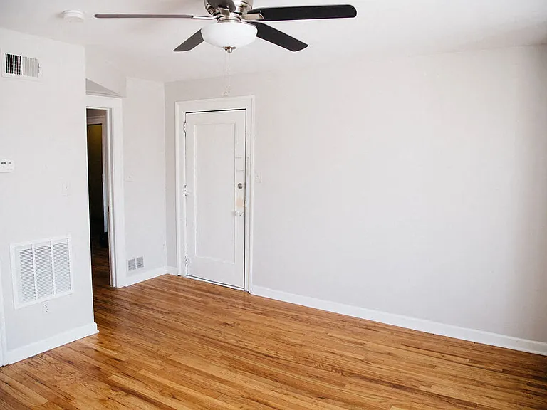 17130 Birchcrest Dr — Photo 18