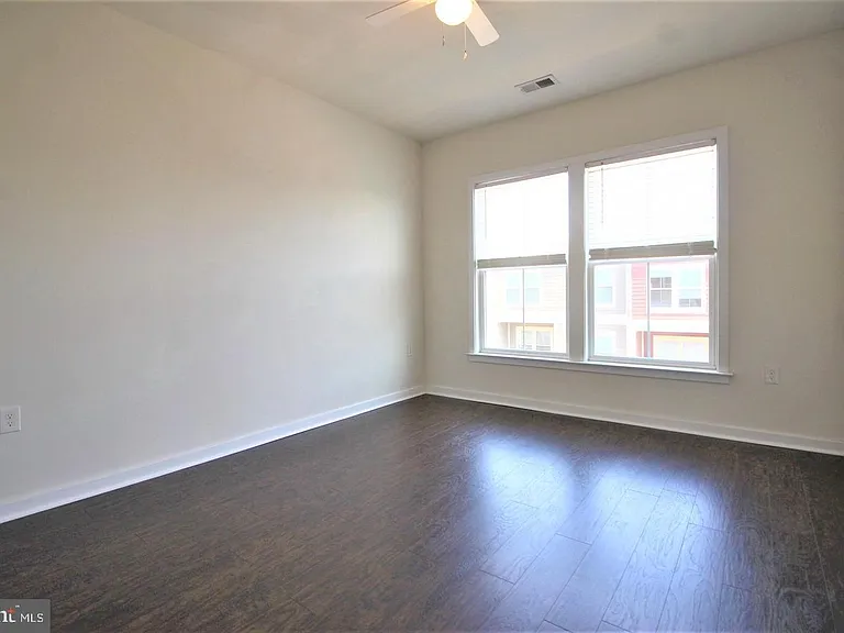 3974 Norton Pl #50 — Photo 29