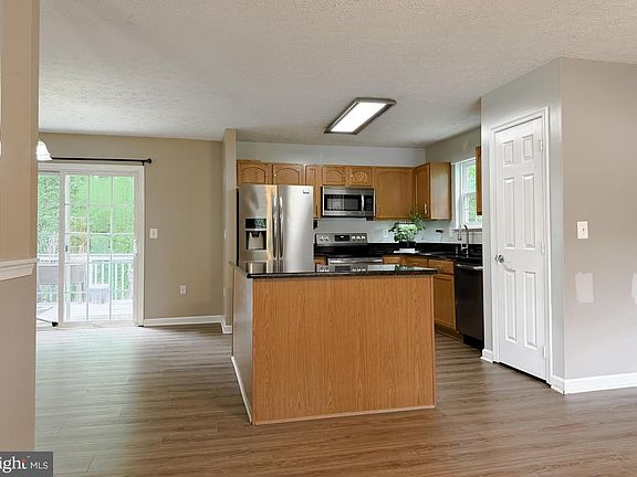 5th image of 23801 McIntosh Rd
